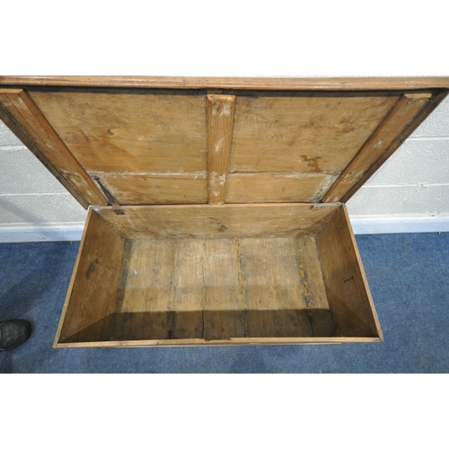 1246 - A 19TH CENTURY ELM BLANKET CHEST, width 49cm x depth 36cm x height 35cm (condition:-distressed and i... 