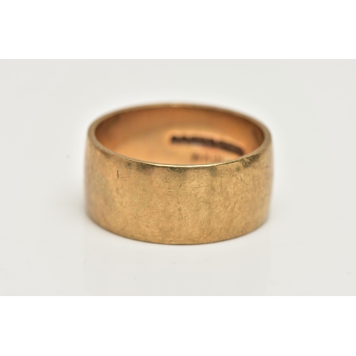 15 - A 9CT GOLD WIDE BAND RING, polished wide band, approximate width 9.8mm, hallmarked 9ct Birmingham, r... 