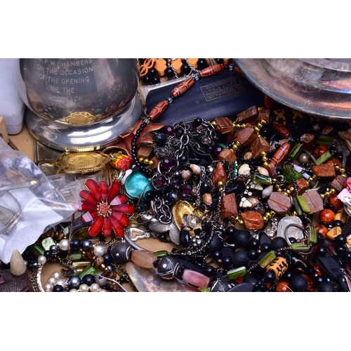 92 - A BOX OF COSTUME JEWELLERY AND OTHER ITEMS, to include a small heart pendant set with a heart cut aq... 