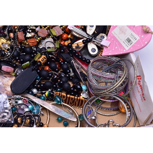 92 - A BOX OF COSTUME JEWELLERY AND OTHER ITEMS, to include a small heart pendant set with a heart cut aq... 