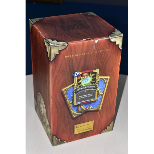 289 - EXCLUSIVE HEARTHSTONE SCULPT, BLIZZARD ENTERTAINMENT 2013 EMPLOYEE HOLIDAY GIFT BOXED, a sculpt made... 