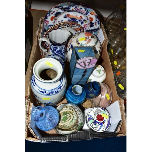 360 - ONE BOX OF CERAMICS AND COLOURED GLASS, to include a Buchanan's Scotch Whisky decanter, a modern cle... 