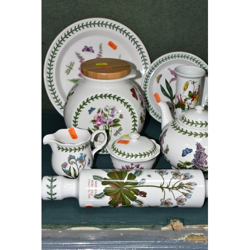 388 - EIGHT PIECES OF PORTMEIRION BOTANIC GARDEN, comprising a teapot, a biscuit barrel, a rolling pin, a ... 