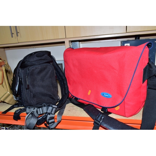 405 - A GROUP OF SIX CAMERA AND COMPUTER BAGS,  comprising a Billingham canvas and leather trim bag, a Tam... 