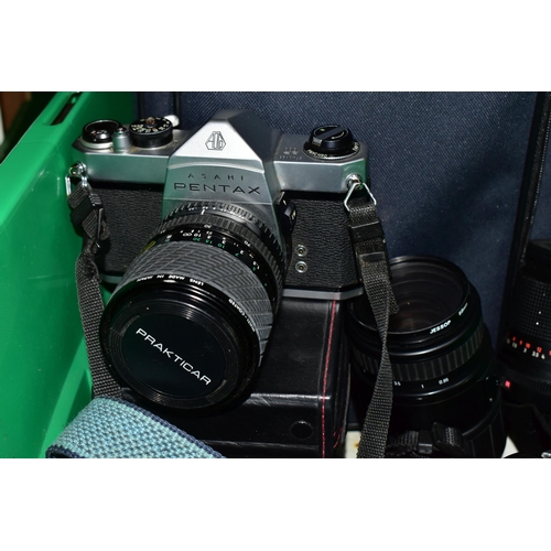 430 - A BOX OF CAMERAS AND CAMERA EQUIPMENT, to include a Nikon F-601 fitted with a 4-5.6 55-200mm lens,  ... 