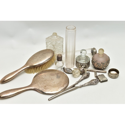 155 - ASSORTED SILVER AND WHITE METAL ITEMS, to include a vanity hair brush and hand held mirror, both of ... 