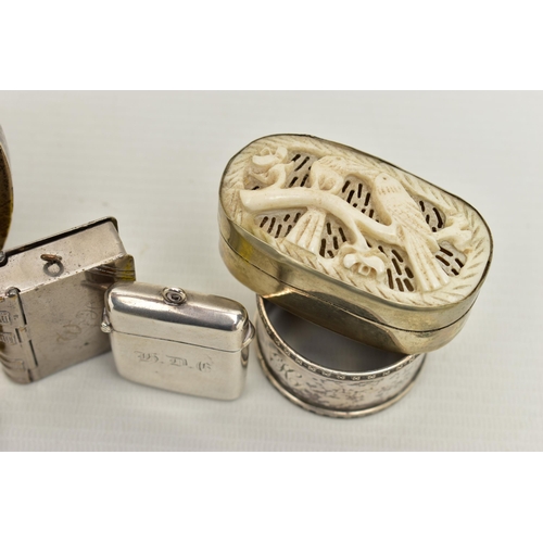 161 - A SMALL PARCEL OF SILVER AND PLATED ITEMS, comprising a Victorian vesta case, engraved initials, Bir... 