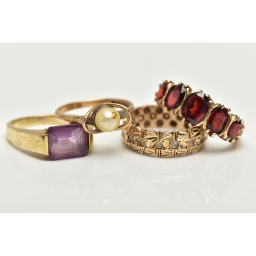 62 - A SELECTION OF FOUR 9CT YELLOW GOLD RINGS, to include a cultured pearl ring, an amethyst ring, a gar... 