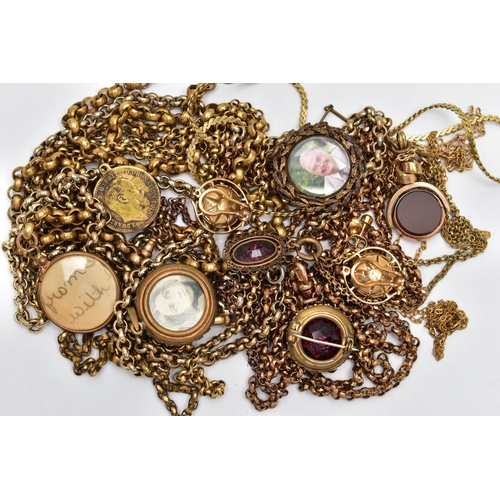 78 - A BAG OF ASSORTED YELLOW METAL JEWELLERY, to include a gold plated swivel fob set with bloodstone an... 