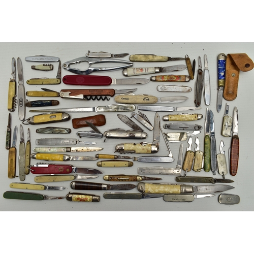 99 - A PLASTIC BOX OF ASSORTED FRUIT AND POCKET KNIVES, used conditions, stainless steel, some with plast... 