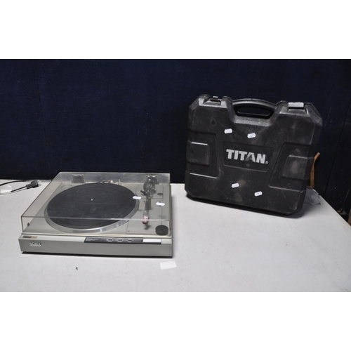 1060 - A TITAN TTB279SDS ROTARY HAMMER DRILL in a case (PAT pass and working) along with a Sony PSLX33 turn... 