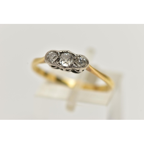 11 - A THREE STONE DIAMOND RING, three old cut diamonds, approximate total diamond weight 0.30ct, set in ... 