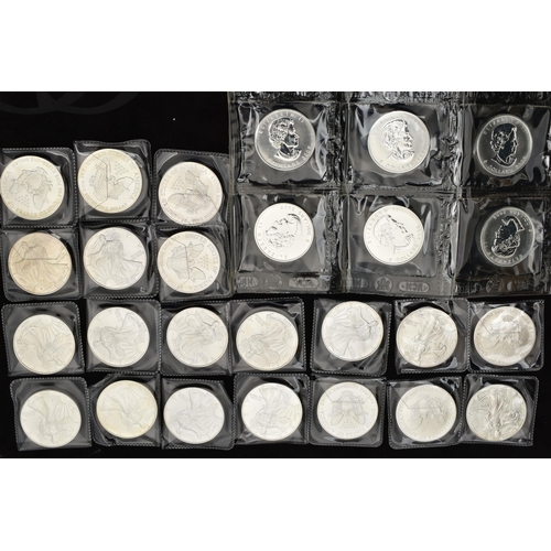 124 - A QUANTITY OF SILVER EAGLE COINS USA, nineteen in total 1991 (2) 1993 (3) 1997,  1999 (3) 2000 (2) 2... 