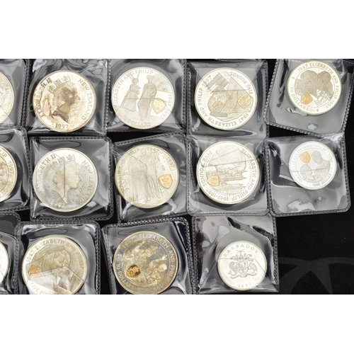 128 - A QUANTITY OF 1997 QUEEN ELIZABETH/PHILIP STERLING SILVER CROWN SIZE COINS, with highlighted Shield ... 