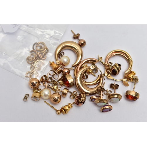 27 - AN ASSORTMENT OF 9CT GOLD AND YELLOW METAL, to include a pair of yellow gold hoop earrings, hallmark... 