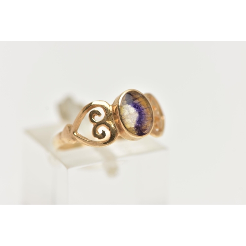 50 - A 9CT GOLD BLUE JOHN FLUORITE RING, designed with an oval blue john fluorite cabochon, collet set, o... 