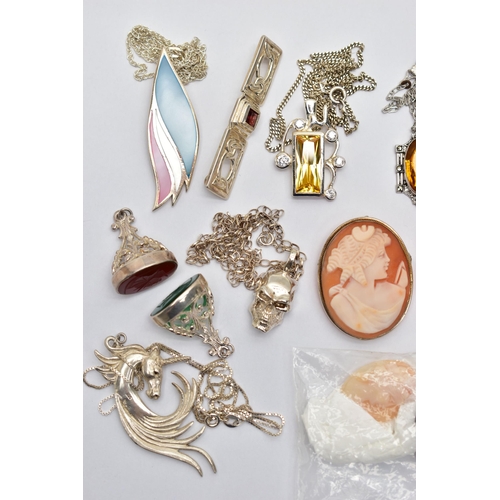 80 - A BAG OF ASSORTED WHITE METAL JEWELLERY, to include six cameo brooches, a white metal shell detailed... 