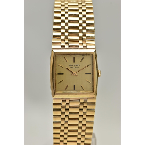 91 - A GENTS 9CT GOLD 'RECORD' WRISTWATCH, manual wind, gold square dial signed 'Record De Luxe', baton m... 