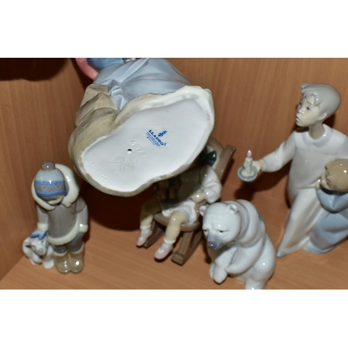 350 - FIVE LLADRO FIGURES, comprising Sitting Girl with Lilies no 4972, sculptor Vicente Martinez, issued ... 