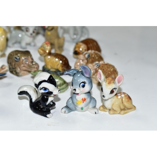 385 - A GROUP OF ASSORTED CERAMICS, comprising a Beswick Fox 1017 (chipped ear), three miniature Cloisonné... 