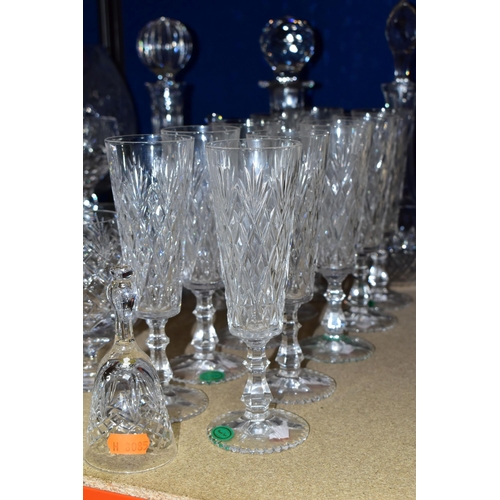 404 - A QUANTITY OF CUT CRYSTAL AND OTHER GLASSWARES, over forty five pieces to include a set of ten Kings... 