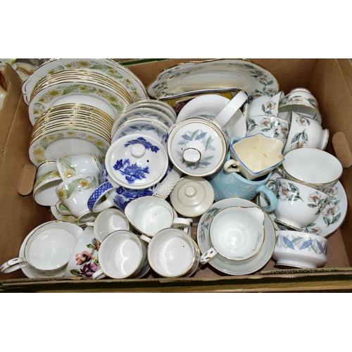 429 - FOUR BOXES AND LOOSE CERAMICS AND GLASSWARES, to include a Portuguese soup tureen, ladle and stand, ... 