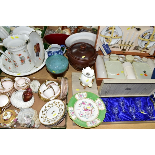 433 - ONE BOX OF CHINA TEAWARES, TWO BOXED SETS OF STUART CRYSTAL GLASSES AND A BREXTON LUXURY PICNIC SET,... 