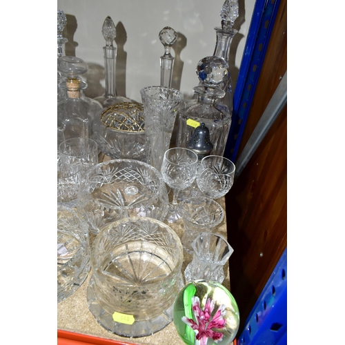 448 - A COLLECTION OF CUT CRYSTAL AND GLASSWARE, comprising a boxed Royal Doulton Newbury pattern vase, a ... 