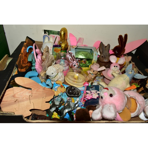 488 - FIVE BOXES AND LOOSE CHRISTMAS AND EASTER DECORATIONS, to include a Goebel rabbit pulling a basket, ... 