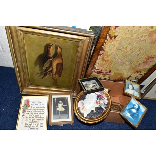 522 - A SMALL QUANTITY OF PAINTINGS AND PRINTS ETC, to include two unsigned early 20th Century oils on can... 