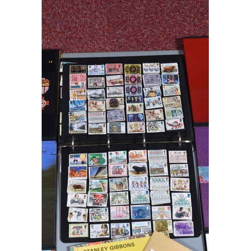 15 - COLLECTION OF MAINLY GB STAMPS INC YEAR BOOKS FOR 1992-99 INC