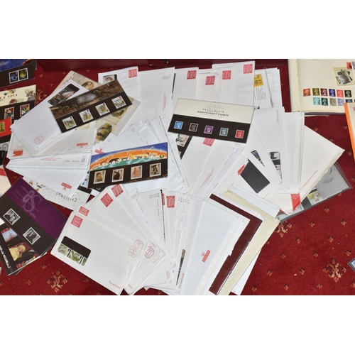 28 - GENERAL COLLECTION WITH AN EMPHASIS ON GB AS FIRST DAY COVERS, also included are presentation packs ... 