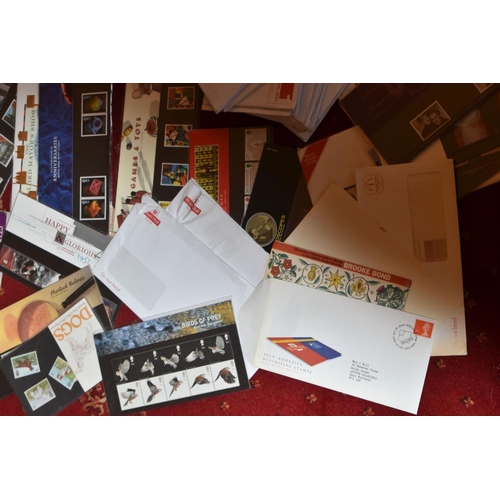 28 - GENERAL COLLECTION WITH AN EMPHASIS ON GB AS FIRST DAY COVERS, also included are presentation packs ... 