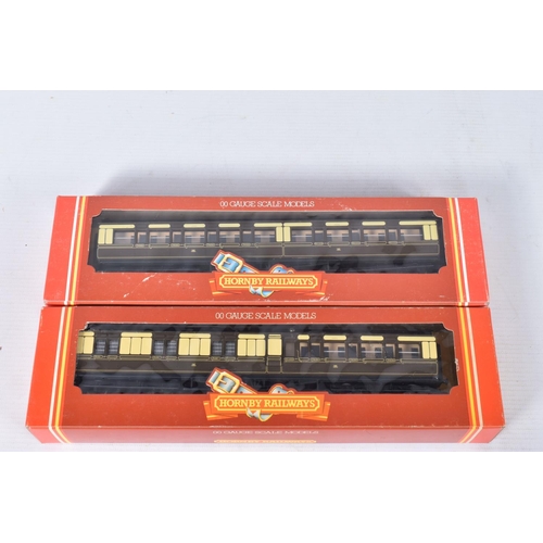 100 - A QUANTITY OF MAINLY BOXED AND PART BOXED OO GAUGE COACHING STOCK, assorted models by Mainline, Airf... 