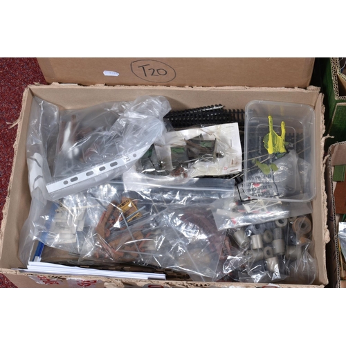 107 - A QUANTITY OF BOXED AND UNBOXED MODEL RAILWAY ITEMS, assorted OO and HO locomotives and rolling stoc... 