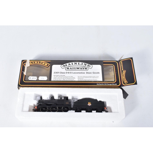 89 - A QUANTITY OF ASSORTED BOXED MAINLINE OO GAUGE LOCOMOTIVES, 2 x Standard Class 4 No.75001 (37-053), ... 