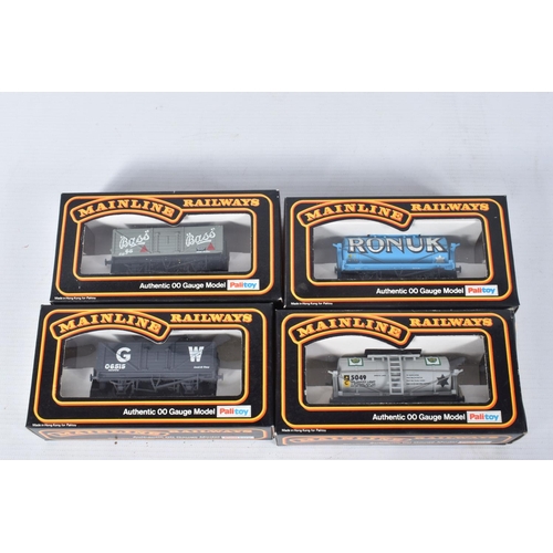 96 - A QUANTITY OF BOXED AND UNBOXED MAINLINE RAILWAYS AND AIRFIX GMR OO GAUGE FREIGHT ROLLING STOCK, vas... 