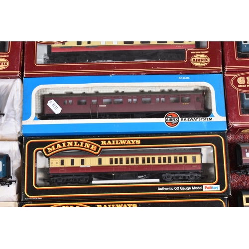 99 - A QUANTITY OF MAINLY BOXED AND PART BOXED OO GAUGE COACHING STOCK, assorted models by Mainline and A... 