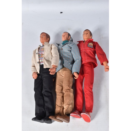 167 - AN UNBOXED DENYS FISHER KENNER SIX MILLION DOLLAR MAN FIGURE, complete with N.A.S.A. suit, training ... 