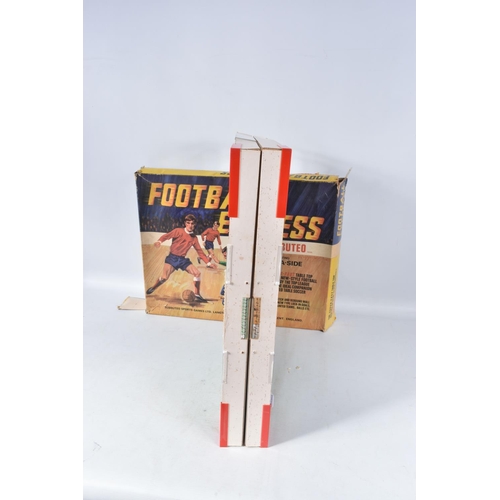 191 - A BOXED SUBBUTEO FOOTBALL EXPRESS SET, appears complete with both boxed teams, pitch complete and in... 