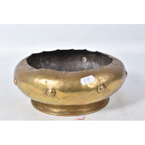 242 - A LARGE TRENCH ART PLANTER AND A TRENCH ART FRUIT BOWL, the planter is dated 1916 and has a hand bea... 