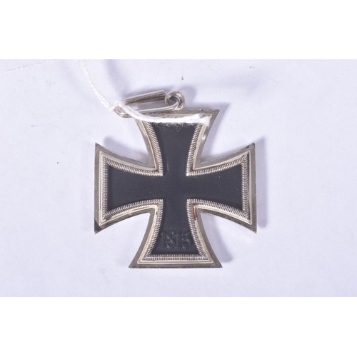 253 - A NICE ORIGINAL KNIGHTS CROSS OF THE IRON CROSS, IT IS believed the parts were made during WW2 but t... 