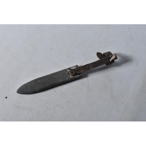 359 - A DIVERS KNIFE, SPIKE BAYONET AND A SHEATH FOR A HJ DAGGER, the spike bayonet does show some surface... 