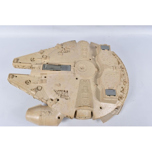 33 - AN UNBOXED CPG KENNER 1979 STAR WARS MILLENNIUM FALCON, playworn condition but appears largely compl... 