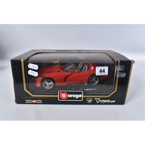 44 - A COLLECTION OF ASSORTED BOXED 1:18 SCALE DIECAST SPORTS CAR MODELS, assorted models of British, Ame... 