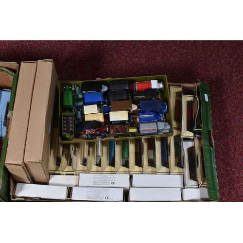 79 - A QUANTITY OF BOXED AND UNBOXED MODERN DIECAST VEHICLES, to include Lledo 'Days Gone', 'Promotors', ... 