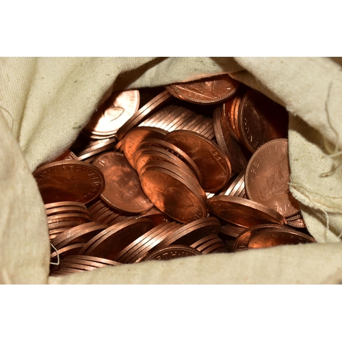 88 - A LARGE HEAVY PLASTIC TUB FULL OF THOUSANDS OF 1967 PENNIES AND HALF PENNIES, some in cloth bags