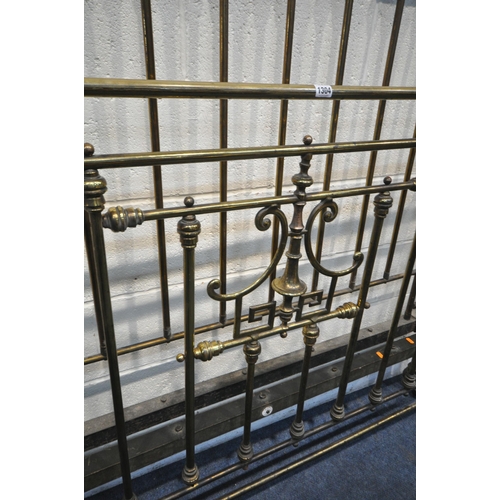 1304 - A VICTORIAN BRASS 5FT BEDSTEAD, with irons (condition:-missing a single brass spindle to footboard, ... 