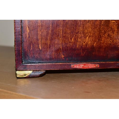 341 - A CHINESE JEWELLERY BOX AND A BRASS BODIED OIL LAMP, the wooden jewellery box having brass handles a... 