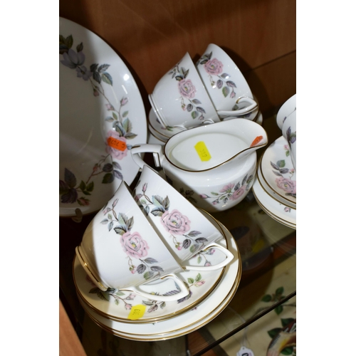 389 - A ROYAL WORCESTER 'JUNE GARLAND' PATTERN TEA SET AND A COLLECTION OF CERAMIC THIMBLES, comprising a ... 